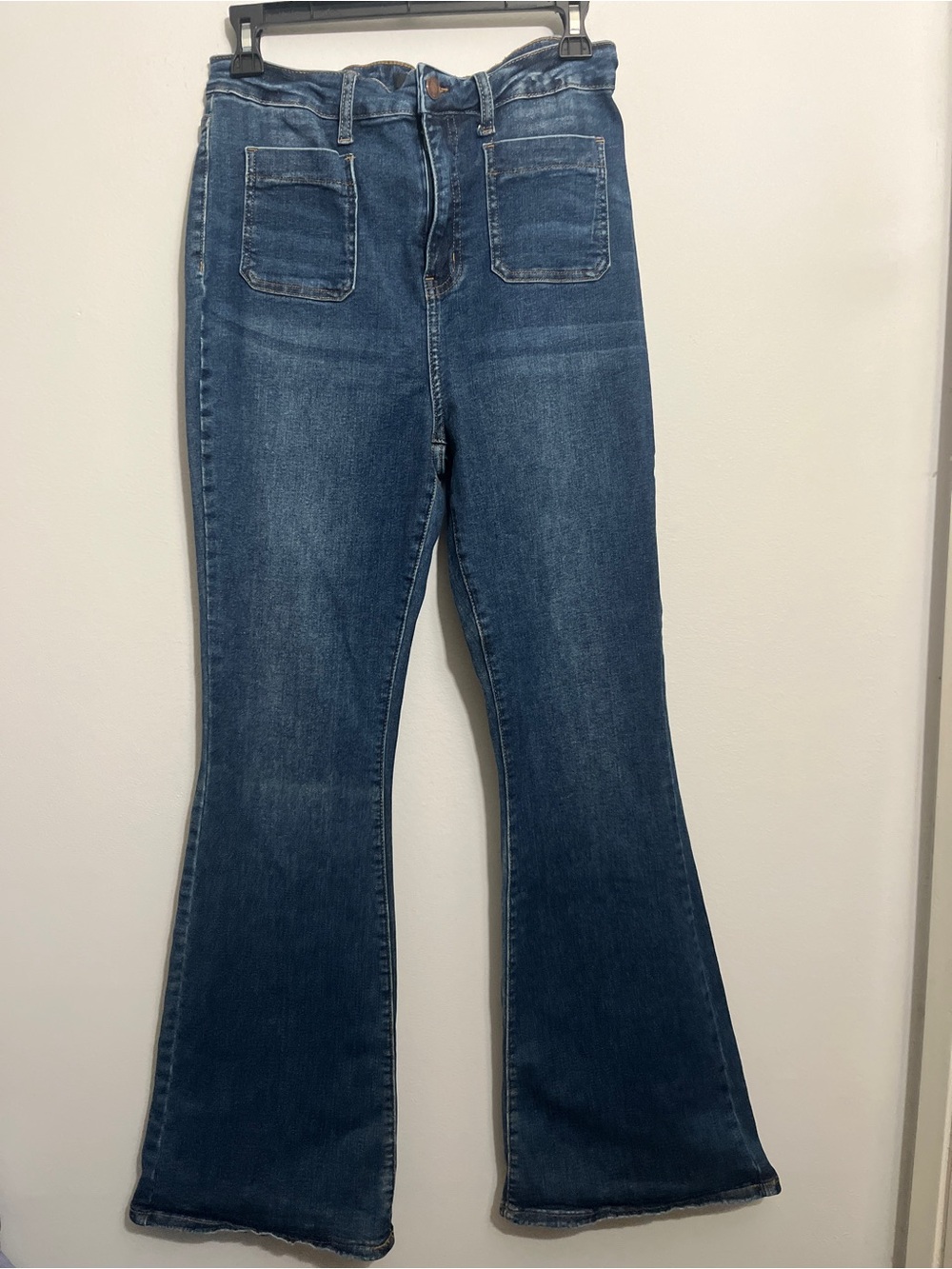 Judy Blue Mid Rise Flare Fit Jeans in Dark Blue Wash Size 15/32